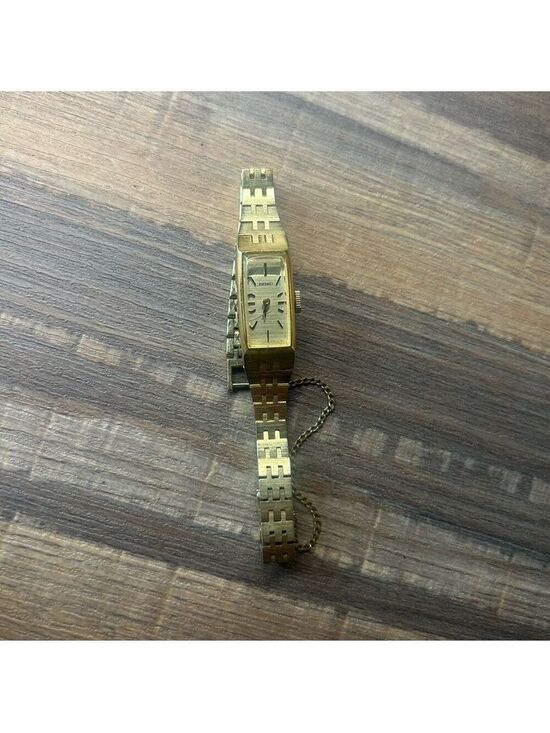 Seiko Accessories - Vintage Seiko Ladies Gold Tone Rectangular Tank Watch Japan Needs Battery